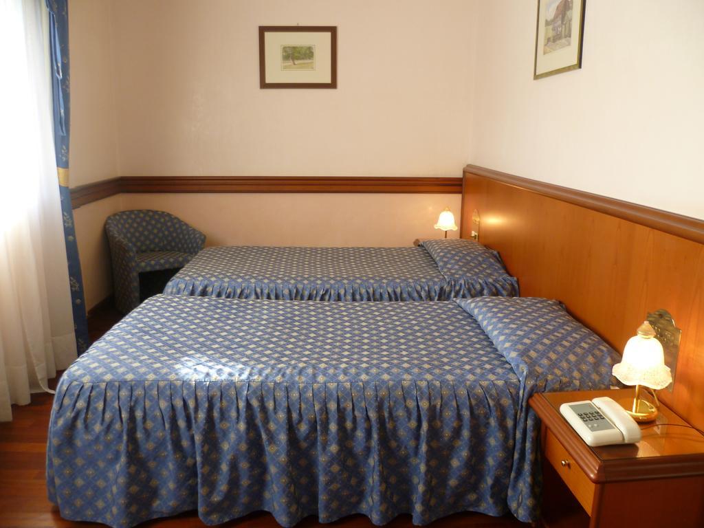 Hotel Minerva Pordenone Exterior photo